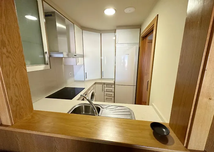 Апартаменты Sanxenxo, 1 Hab Con Vistas Al Mar, Piscina, Garaje Y A 150 Mts De La Playa Silgar Санхенхо