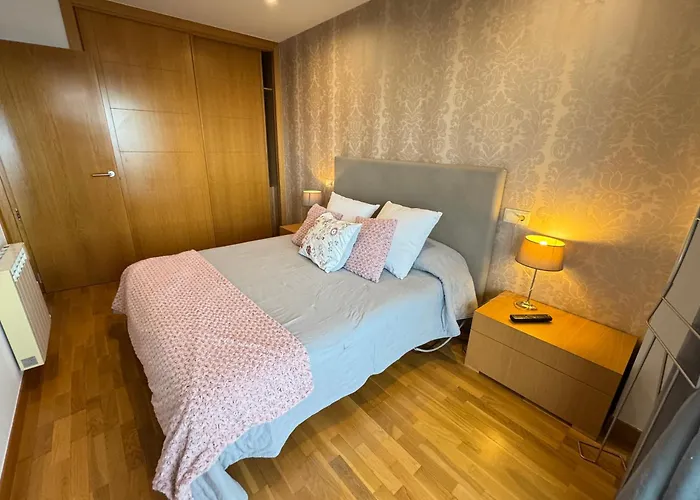 Sanxenxo, 1 Hab Con Vistas Al Mar, Piscina, Garaje Y A 150 Mts De La Playa Silgar