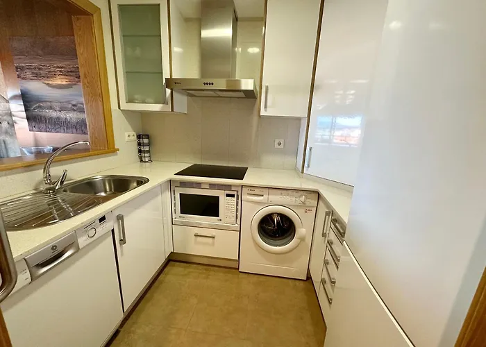 Sanxenxo, 1 Hab Con Vistas Al Mar, Piscina, Garaje Y A 150 Mts De La Playa Silgar Апартаменты *